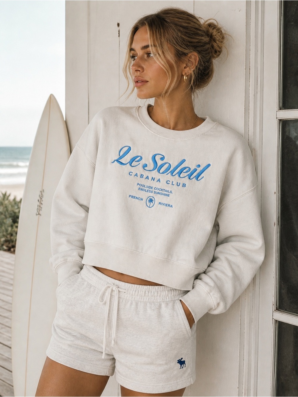 Abercrombie Le Soleil Cabana Club Sweatshirt Cropped Cream Blue French Riviera M